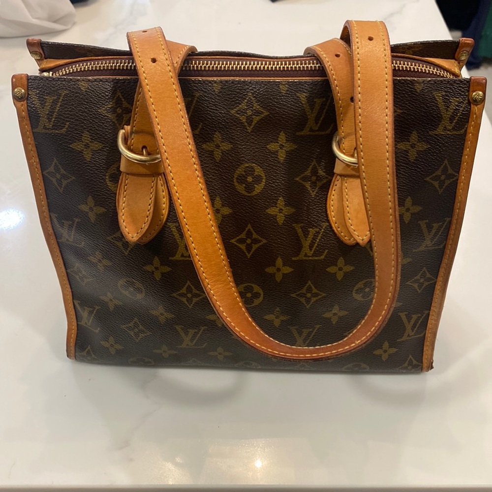 Louis Vuitton shoulder bag